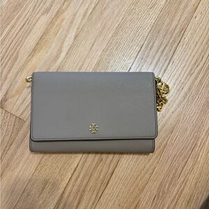 Tory burch clutch